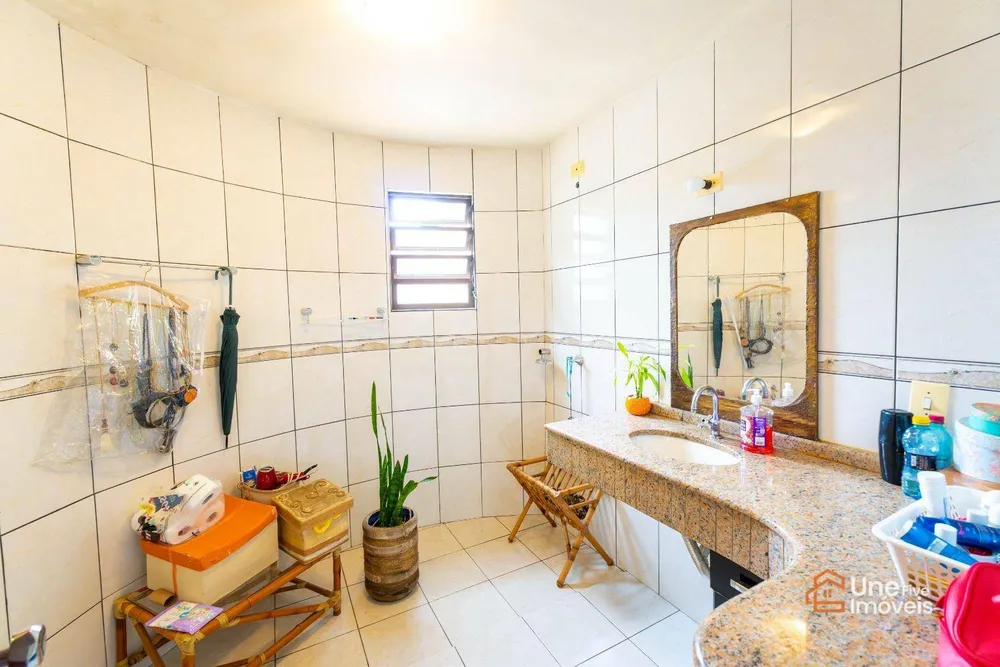 Casa, 3 quartos, 300 m² - Foto 12
