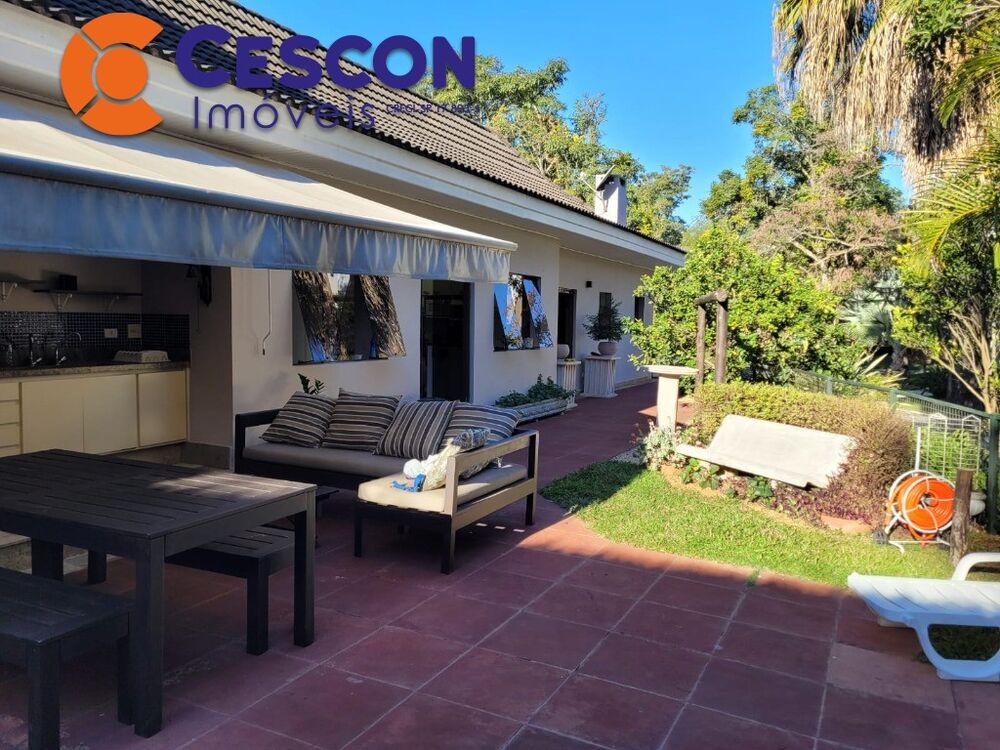 Casa de Condomínio à venda com 3 quartos, 290m² - Foto 4