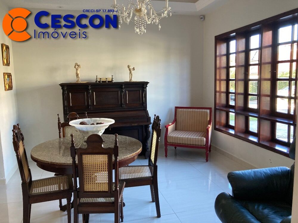 Casa de Condomínio à venda com 4 quartos, 537m² - Foto 2