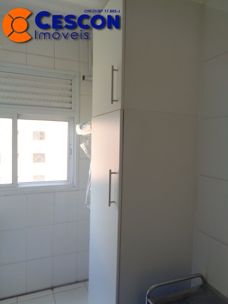 Apartamento para alugar com 2 quartos, 66m² - Foto 11