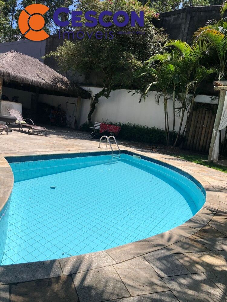 Casa de Condomínio à venda com 4 quartos, 330m² - Foto 4