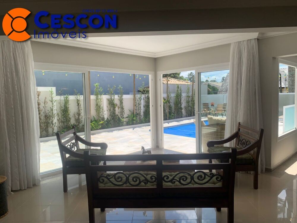 Casa de Condomínio à venda com 5 quartos, 360m² - Foto 1