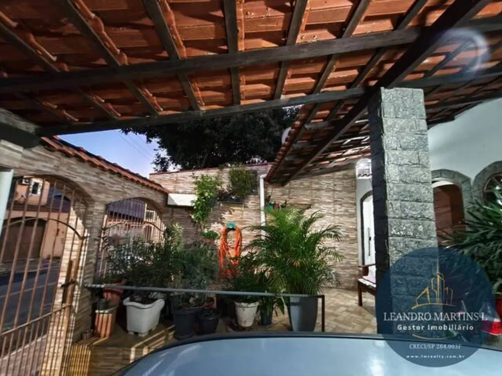 Casa, 5 quartos, 143 m² - Foto 3