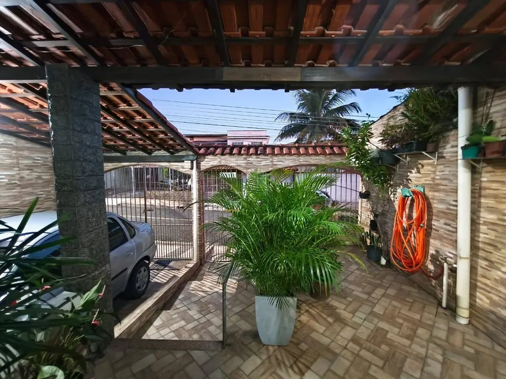 Casa, 5 quartos, 143 m² - Foto 4