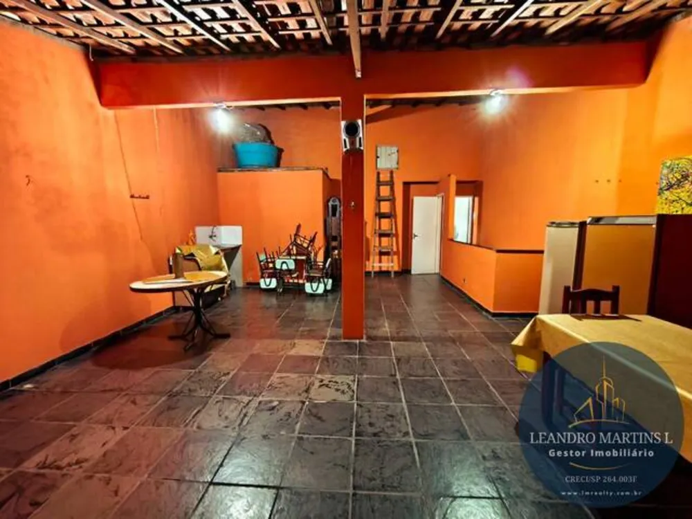 Casa, 5 quartos, 143 m² - Foto 2