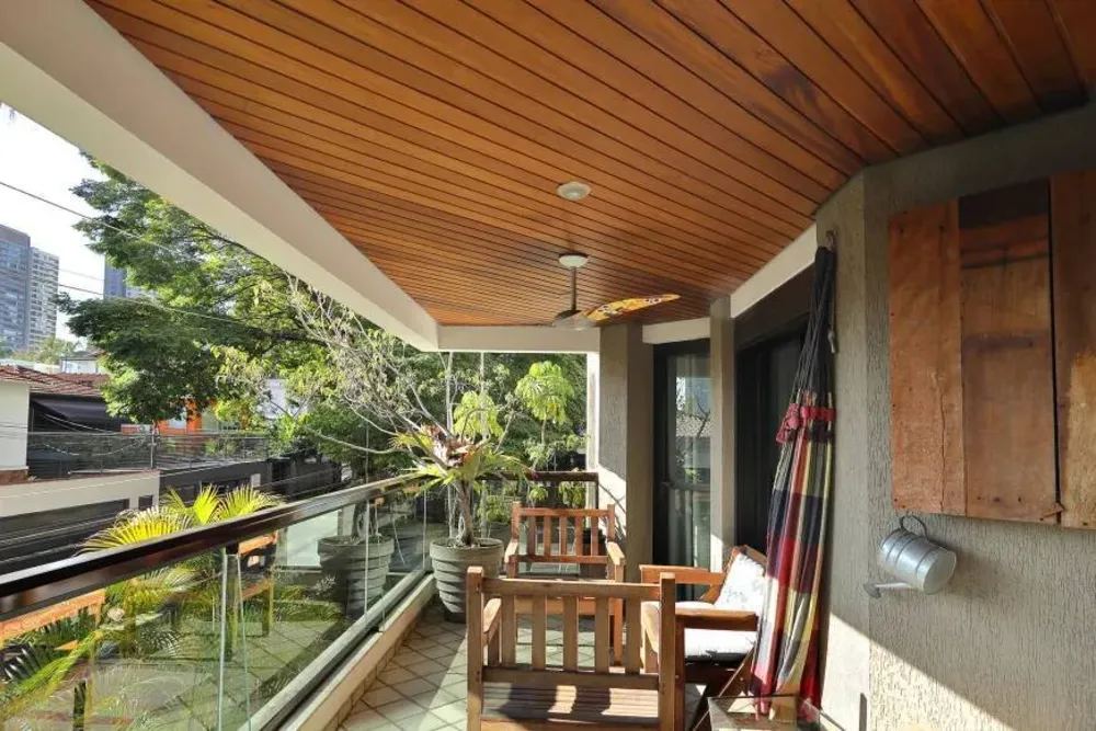 Apartamento, 3 quartos, 140 m² - Foto 1