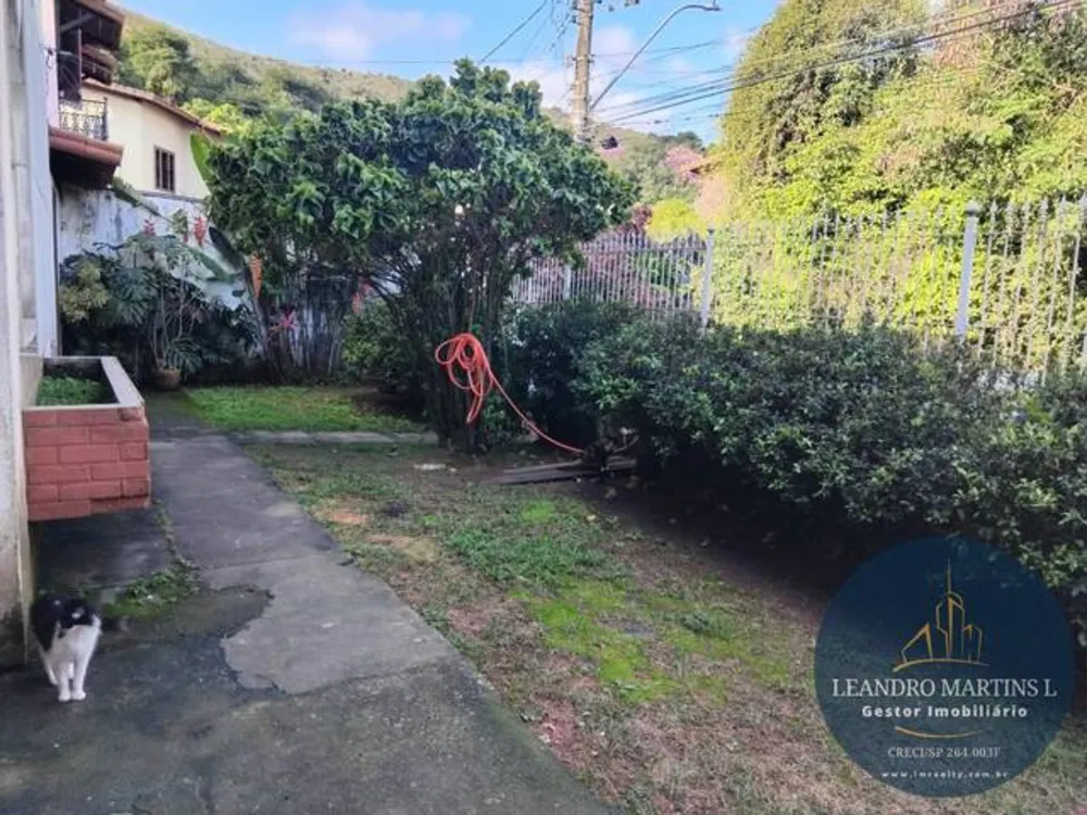 Casa, 5 quartos, 223 m² - Foto 2