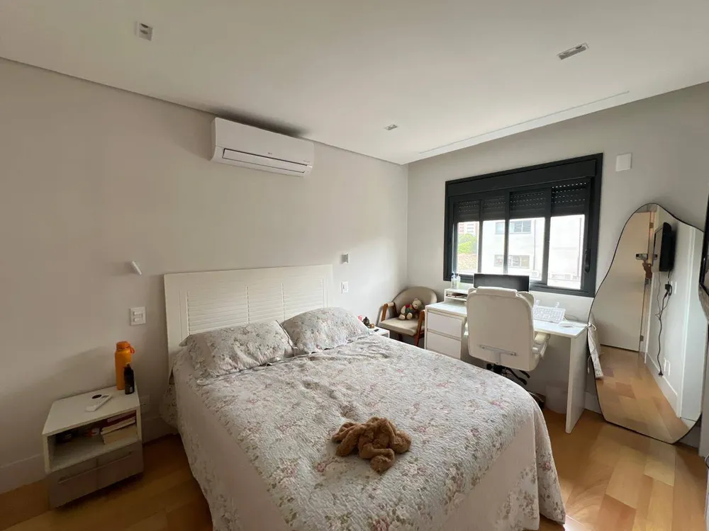 Apartamento, 2 quartos, 130 m² - Foto 1