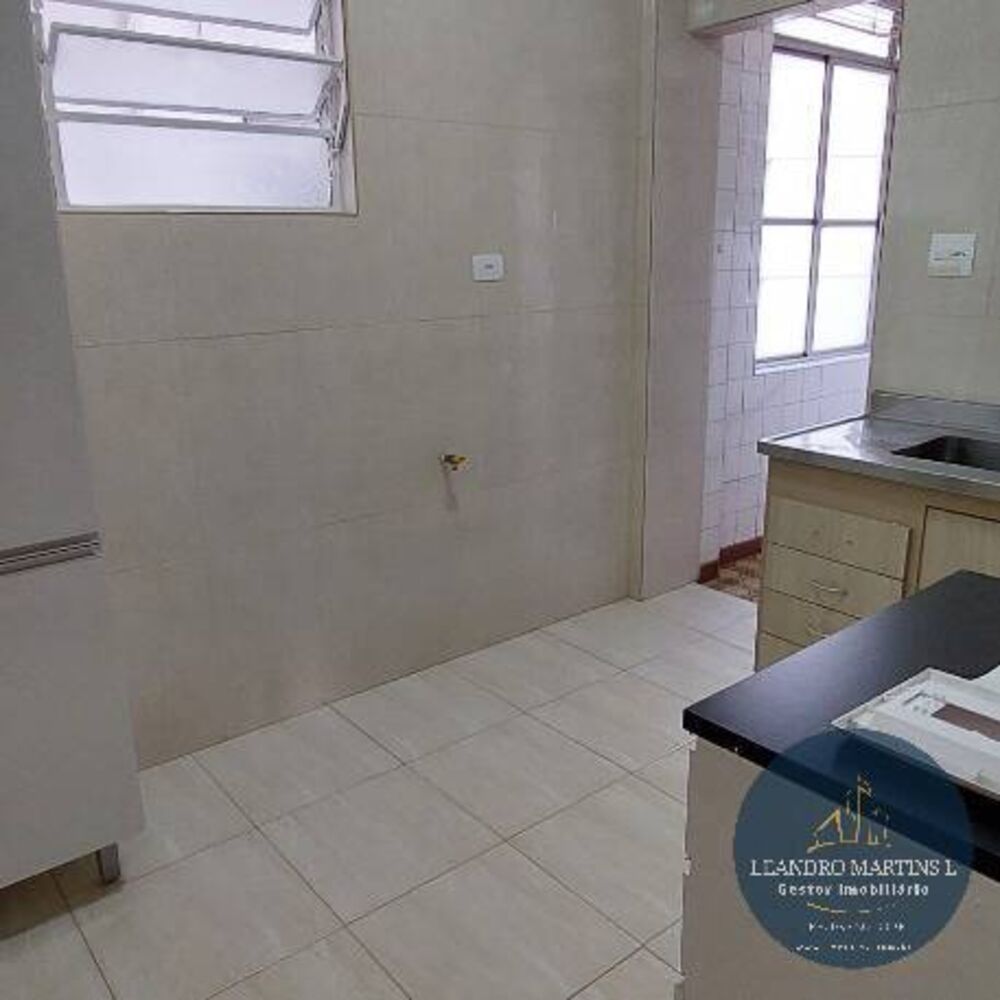 Apartamento à venda com 3 quartos, 69m² - Foto 2