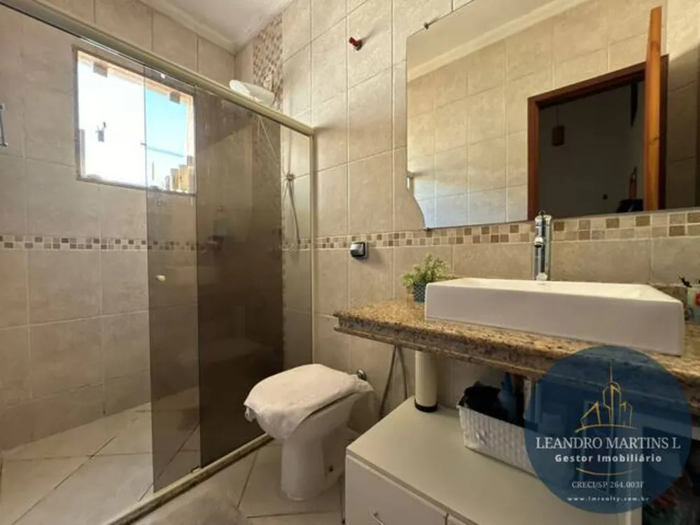 Casa, 3 quartos, 191 m² - Foto 2