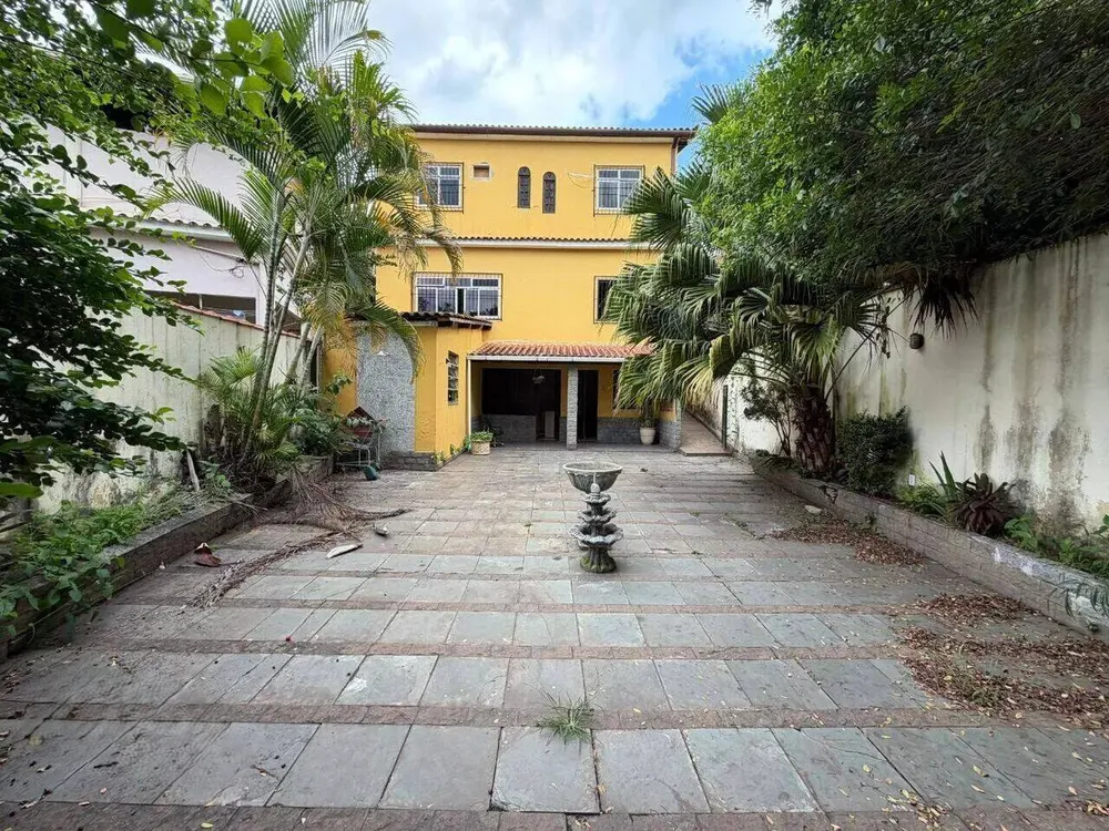Casa, 6 quartos, 336 m² - Foto 2