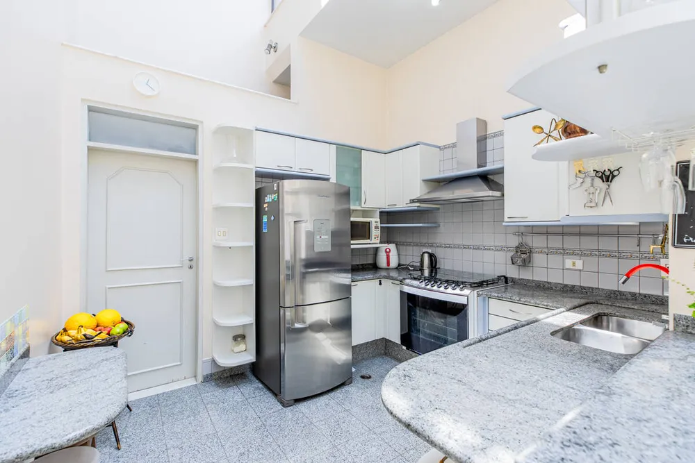 Casa, 4 quartos, 350 m² - Foto 1
