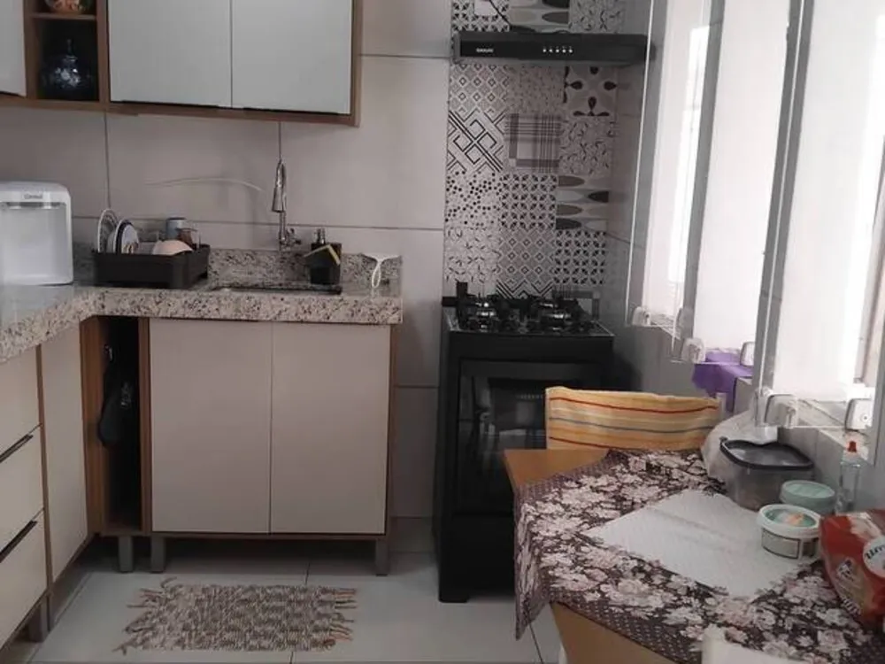 Casa, 6 quartos, 143 m² - Foto 9