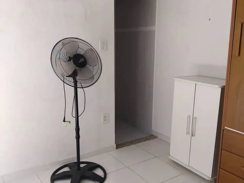 Casa, 6 quartos, 143 m² - Foto 1