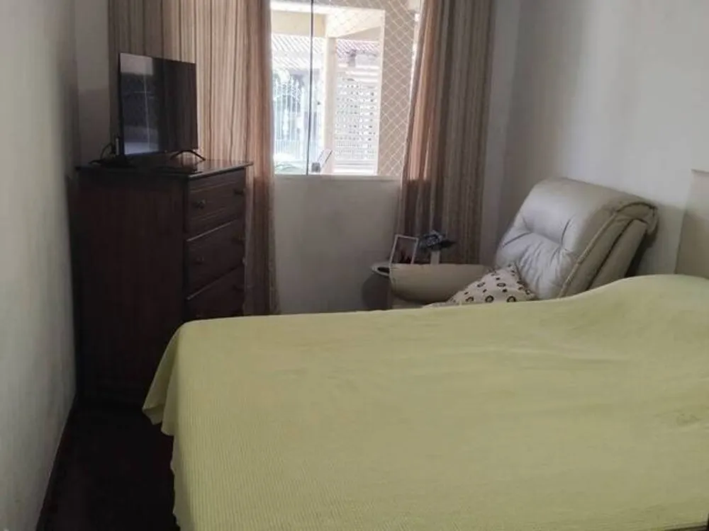 Casa, 6 quartos, 143 m² - Foto 5
