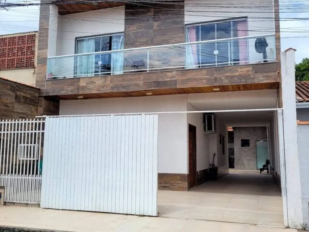 Casa, 3 quartos, 203 m² - Foto 1