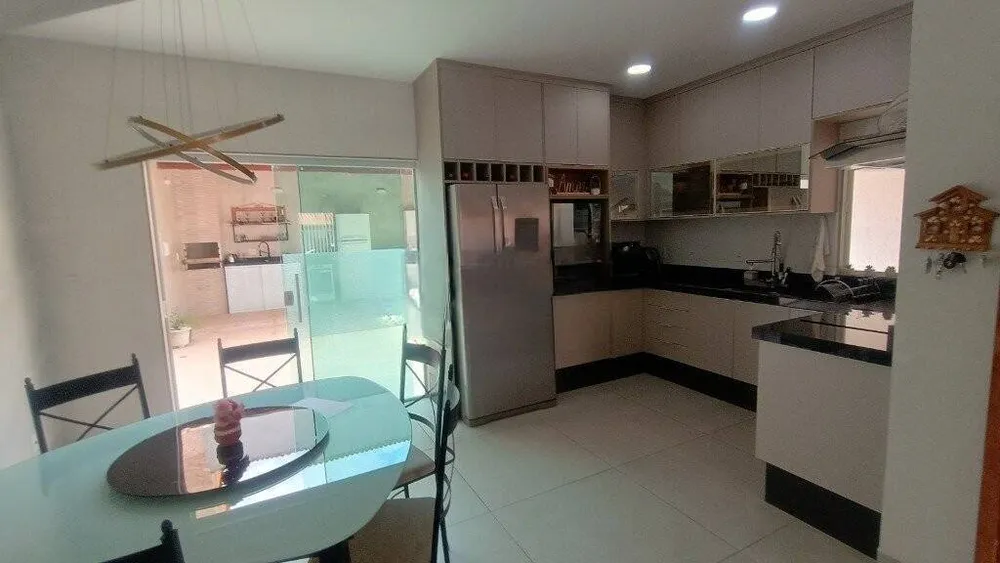 Casa, 3 quartos, 203 m² - Foto 15