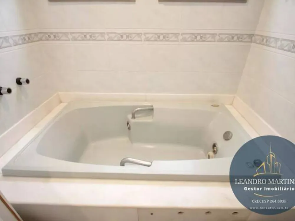 Apartamento, 3 quartos, 192 m² - Foto 2
