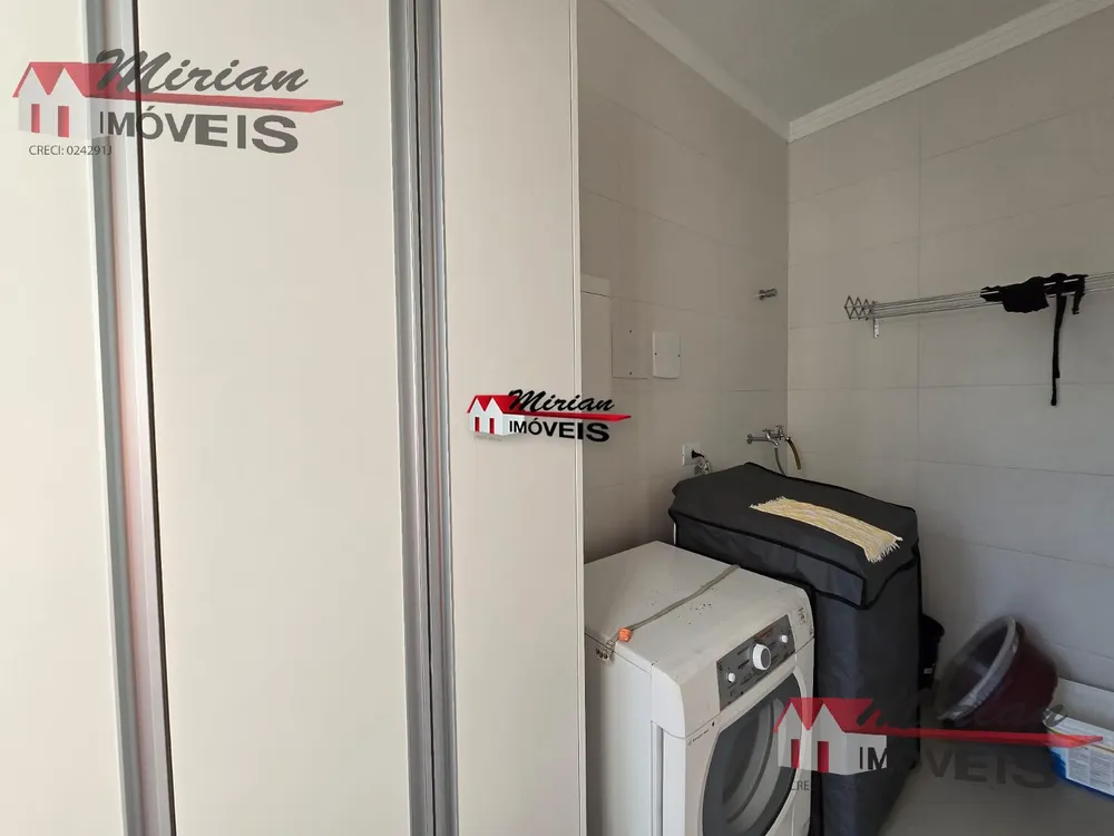 Casa, 3 quartos, 250 m² - Foto 1