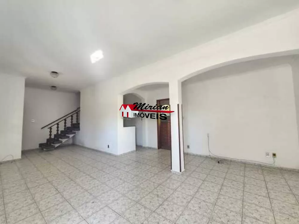 Sobrado à venda com 3 quartos, 214m² - Foto 5