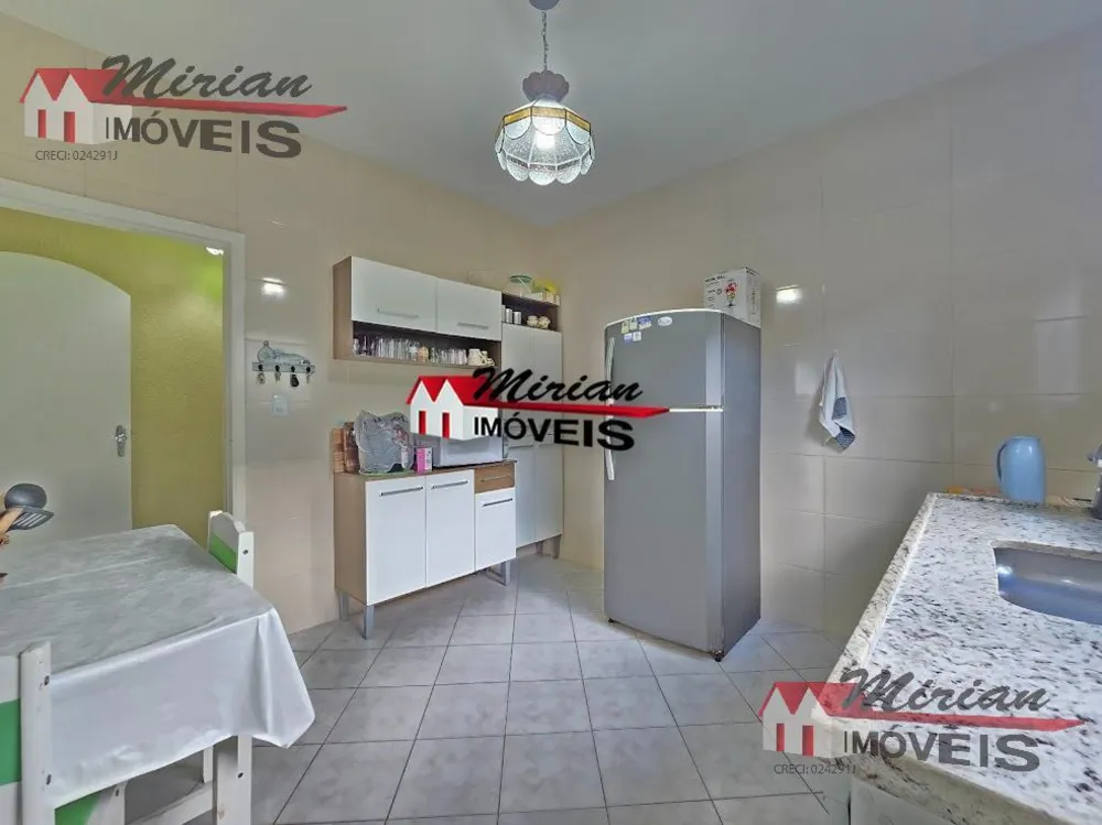 Casa, 3 quartos, 250 m² - Foto 6