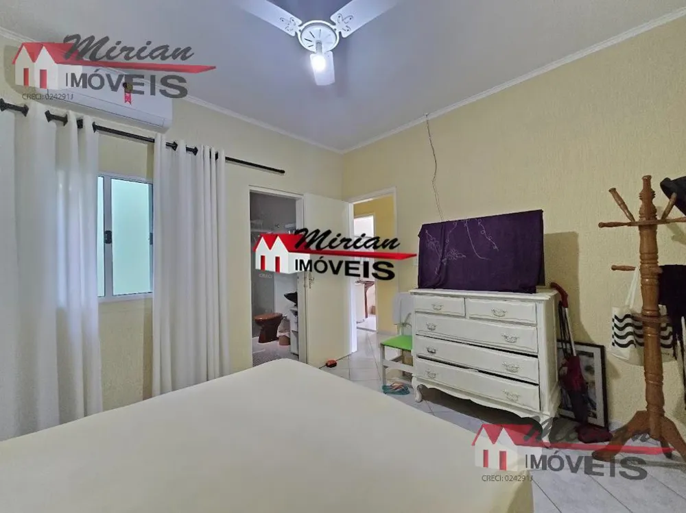 Casa, 3 quartos, 250 m² - Foto 3
