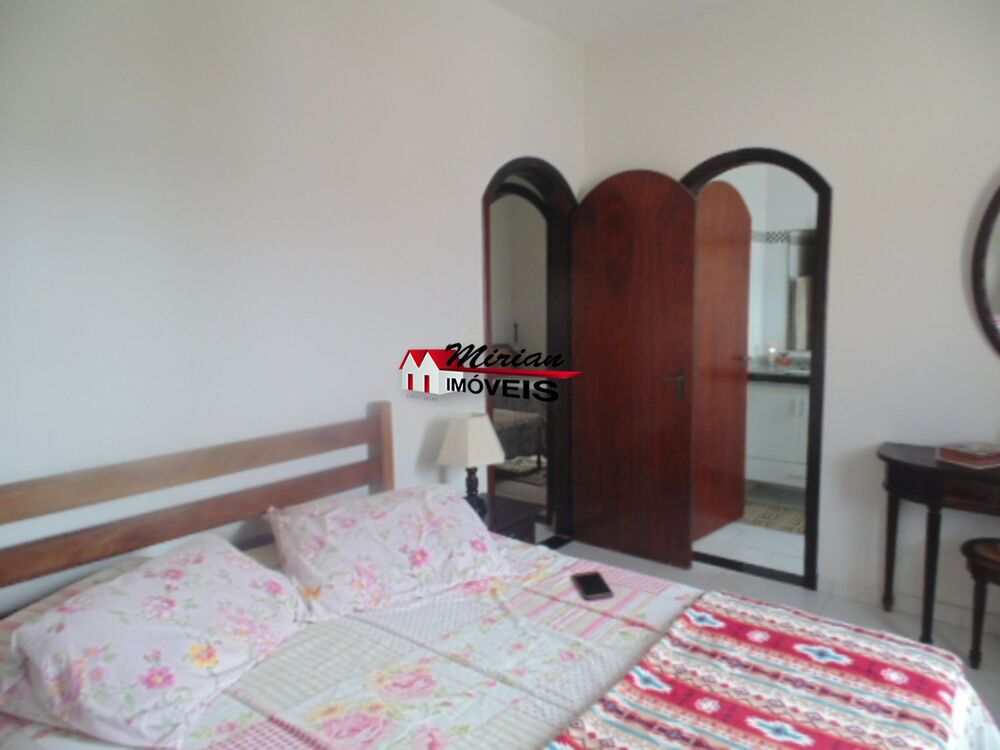 Casa à venda com 4 quartos, 200m² - Foto 9