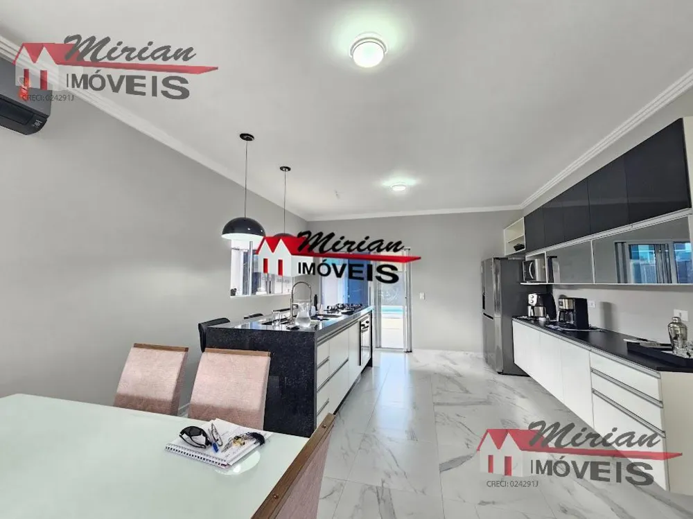 Casa, 3 quartos, 300 m² - Foto 14