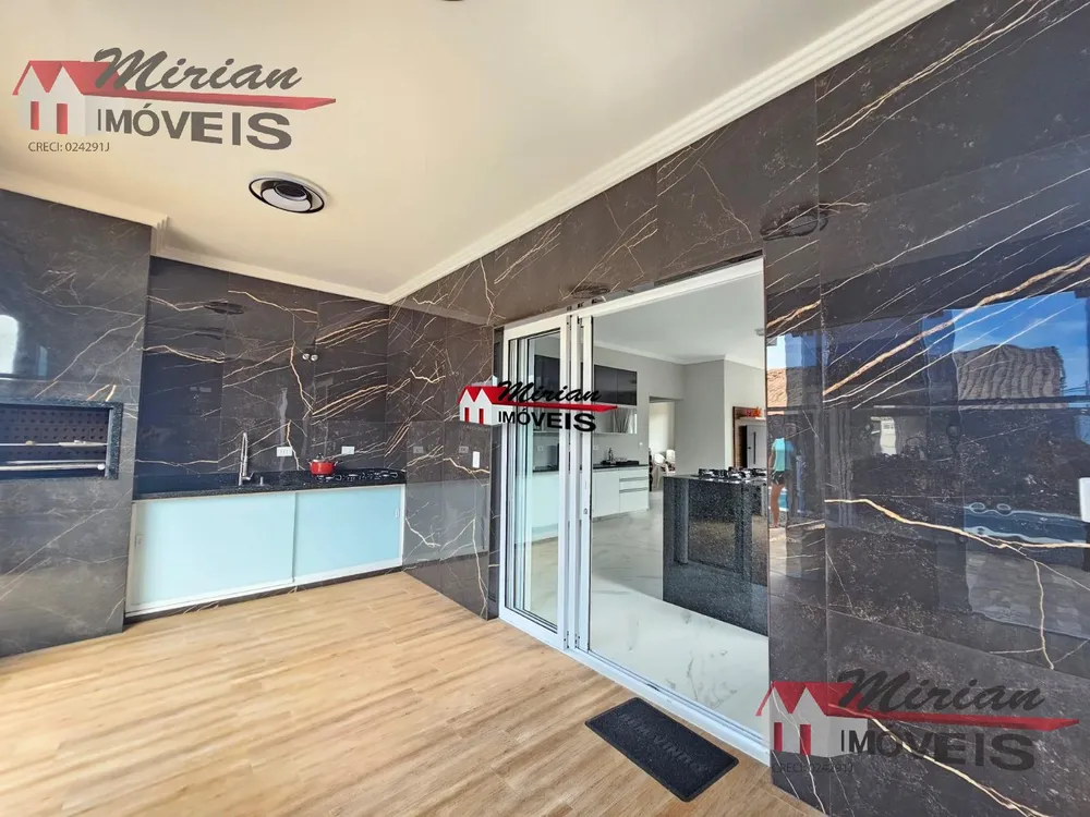 Casa, 3 quartos, 300 m² - Foto 1