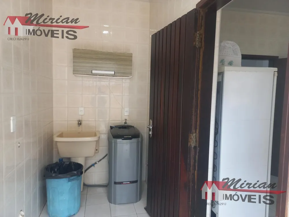 Casa, 3 quartos, 324 m² - Foto 2