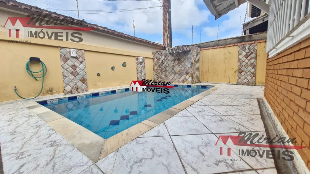 Casa, 3 quartos, 250 m² - Foto 1