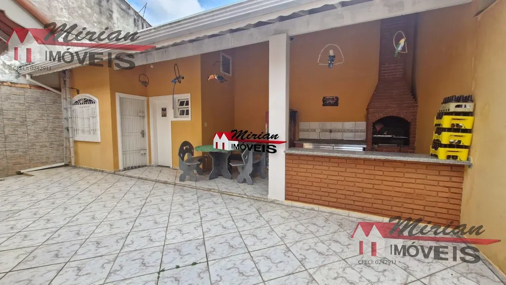 Casa, 3 quartos, 250 m² - Foto 2