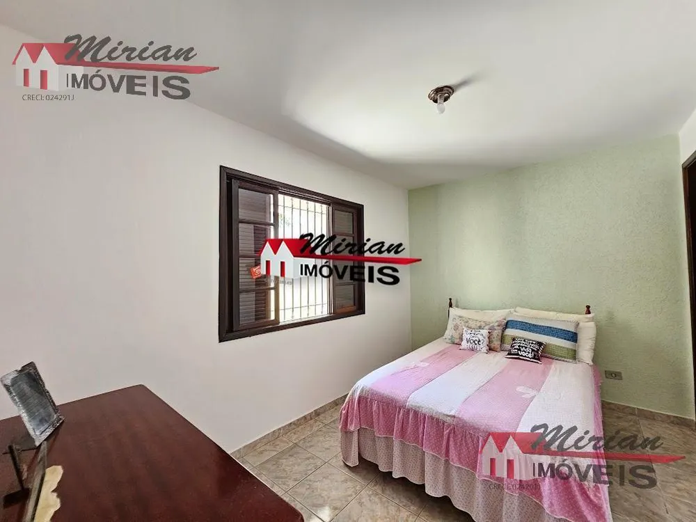 Casa, 3 quartos, 275 m² - Foto 15