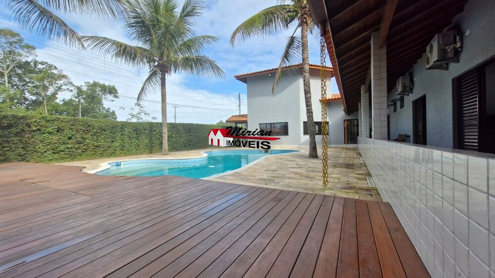 Casa de Condomínio à venda com 5 quartos, 400m² - Foto 2