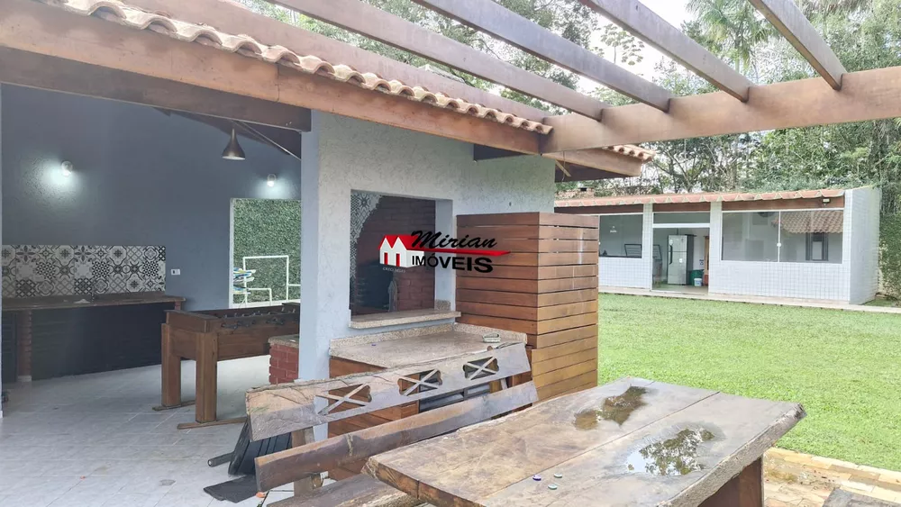 Casa de Condomínio à venda com 5 quartos, 400m² - Foto 5