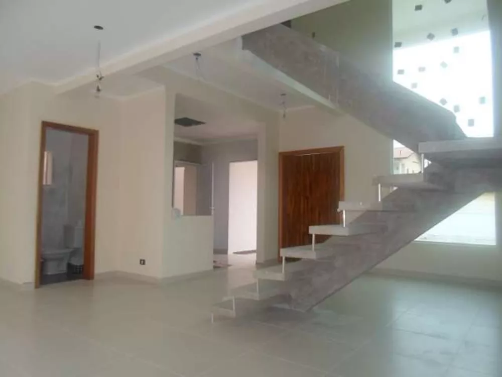 Sobrado à venda com 3 quartos, 165m² - Foto 3