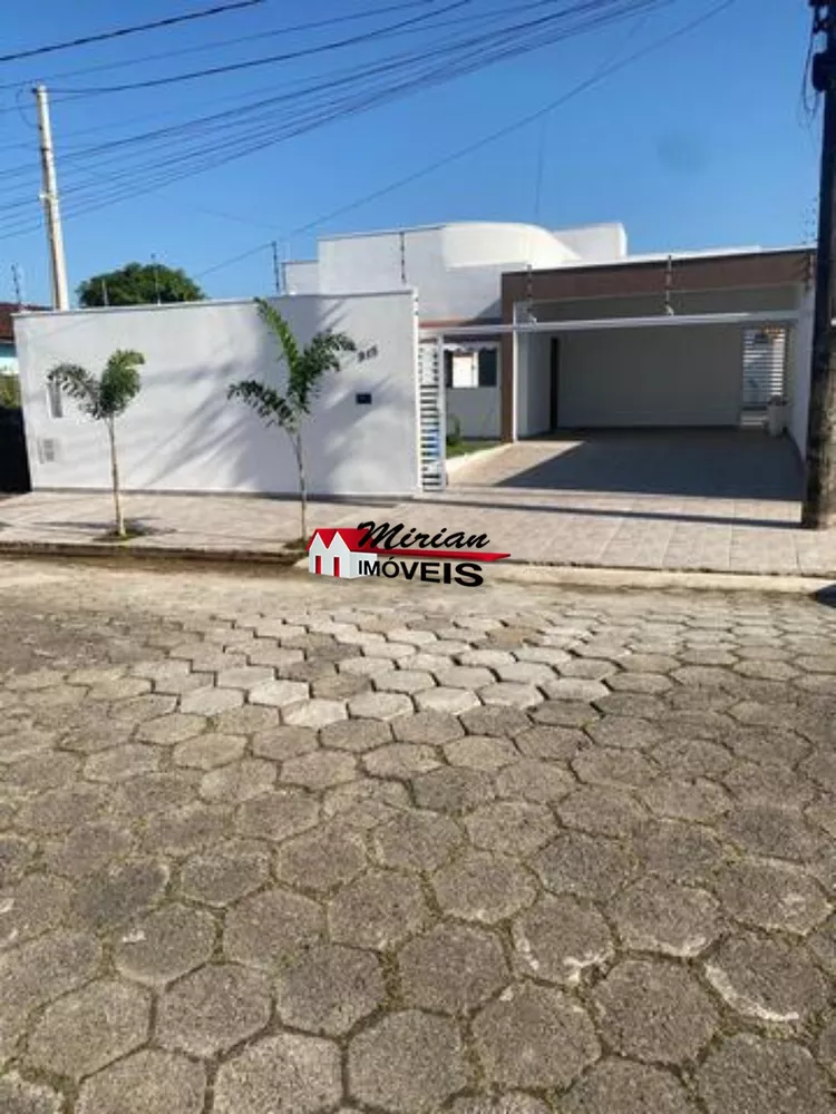 Casa à venda com 3 quartos, 360m² - Foto 3