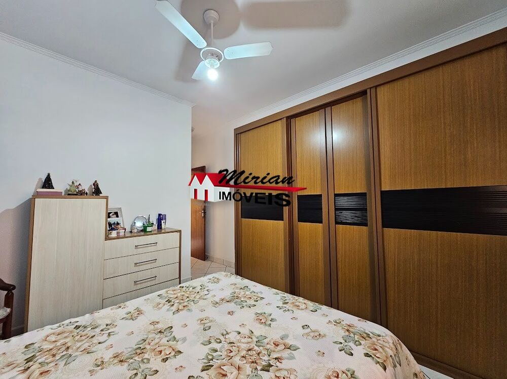 Casa à venda com 3 quartos, 160m² - Foto 11