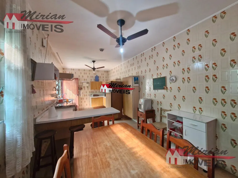 Casa, 2 quartos, 275 m² - Foto 2