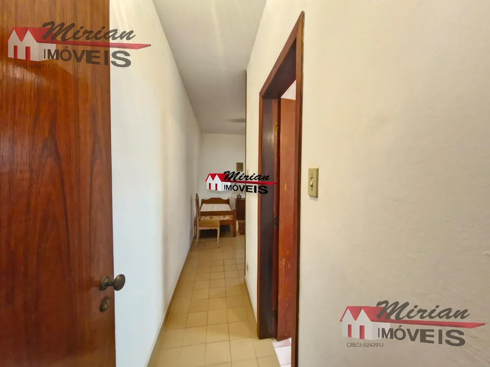 Casa, 2 quartos, 275 m² - Foto 2