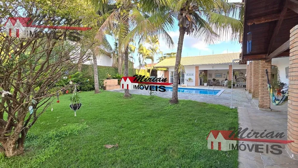 Sobrado, 4 quartos, 720 m² - Foto 1