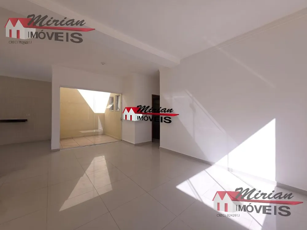 Casa, 3 quartos, 253 m² - Foto 2
