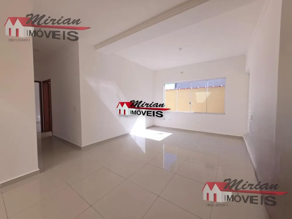 Casa, 3 quartos, 253 m² - Foto 3
