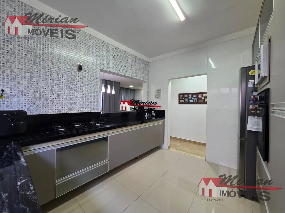 Casa, 3 quartos, 250 m² - Foto 5