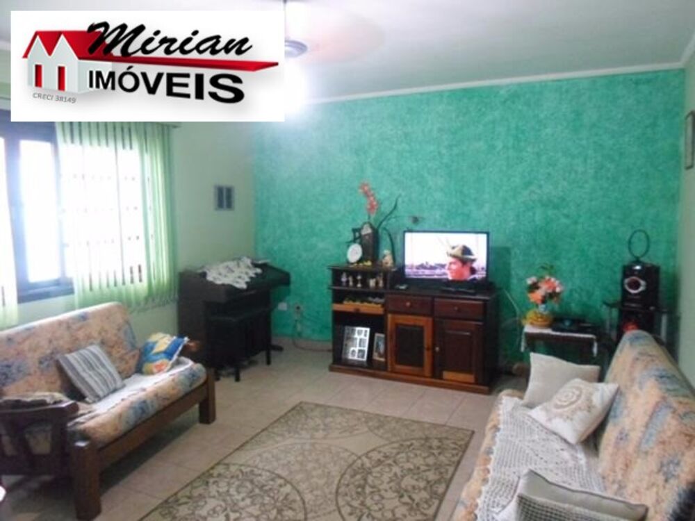 Casa à venda com 3 quartos, 250m² - Foto 1