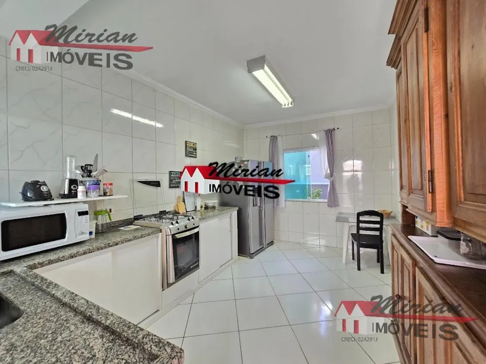 Casa, 4 quartos, 250 m² - Foto 5