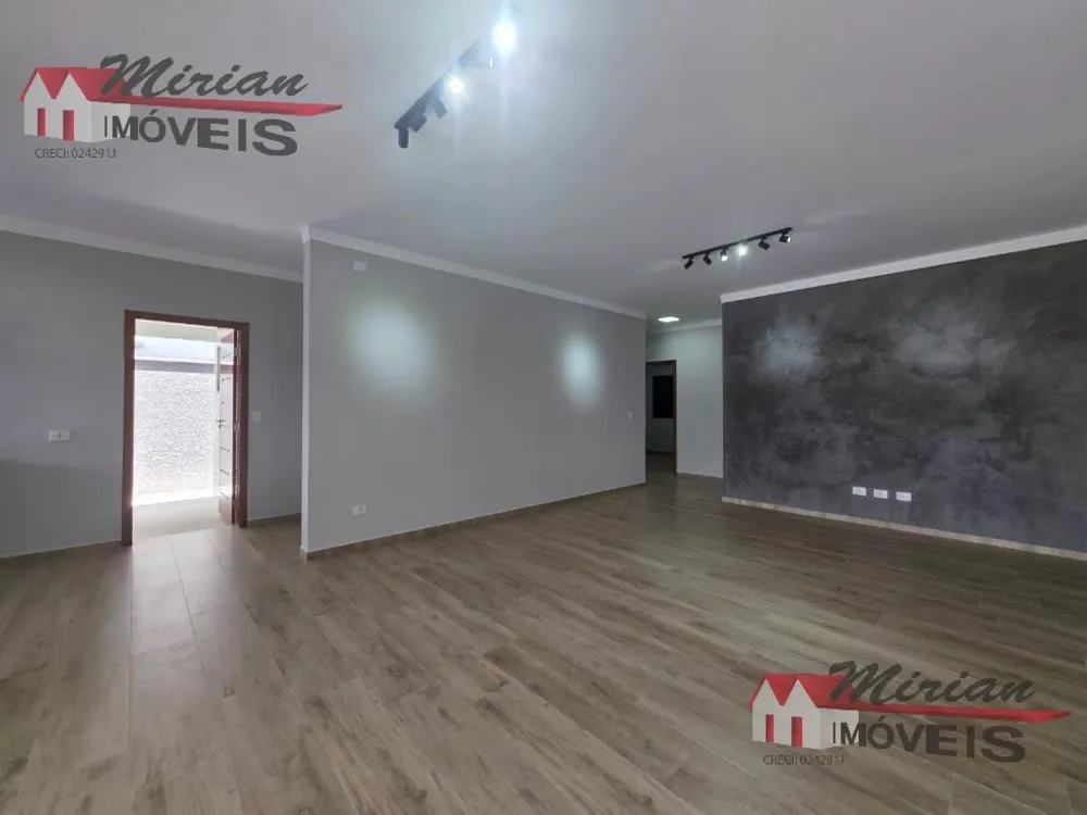 Casa, 3 quartos, 130 m² - Foto 1