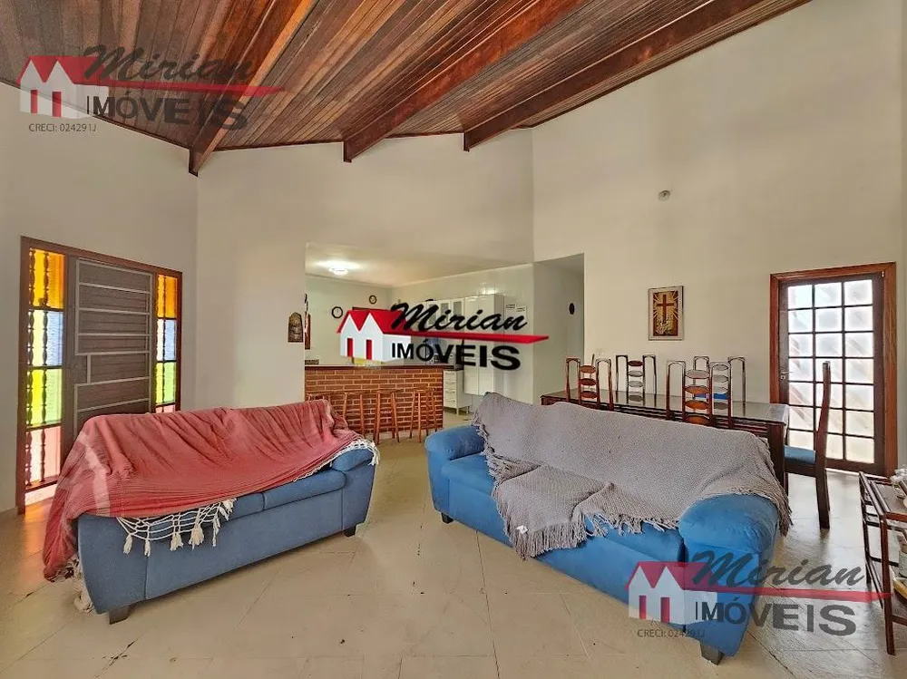 Casa, 3 quartos, 270 m² - Foto 10