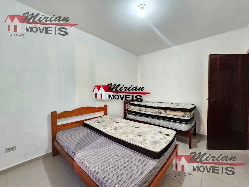 Casa, 3 quartos, 270 m² - Foto 2