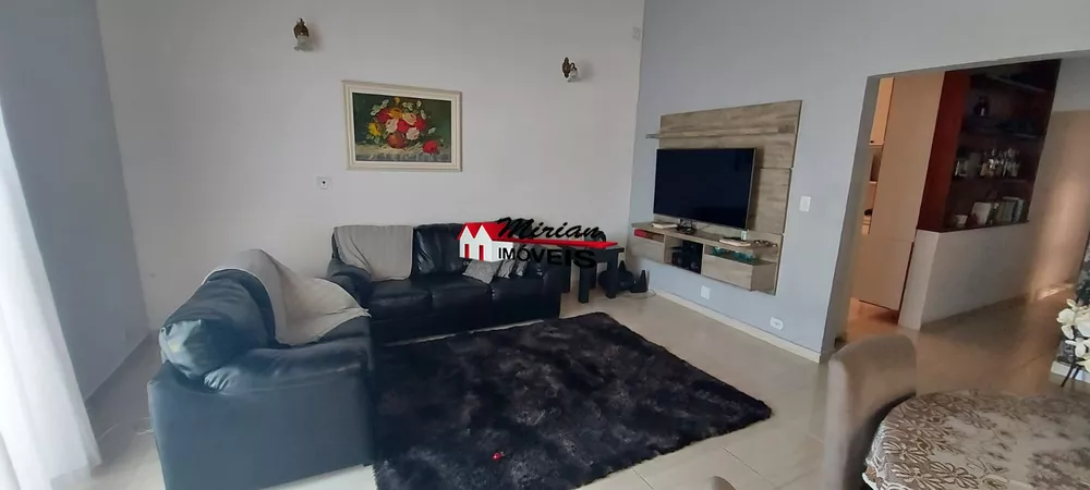 Sobrado à venda com 4 quartos, 189m² - Foto 4